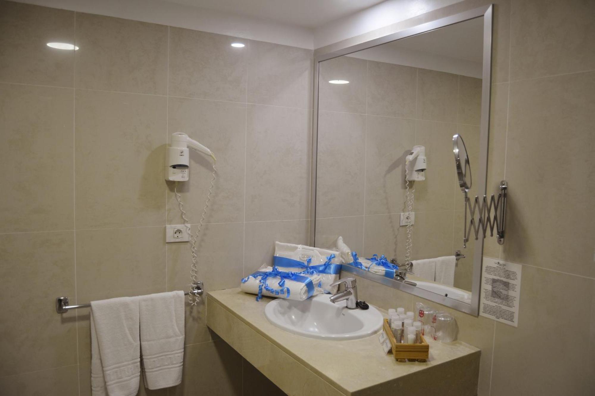 Rf La Quinta Park Suites サンタ・ウルスラ エクステリア 写真
